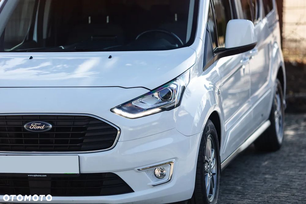 Ford Tourneo Connect Grand - 8