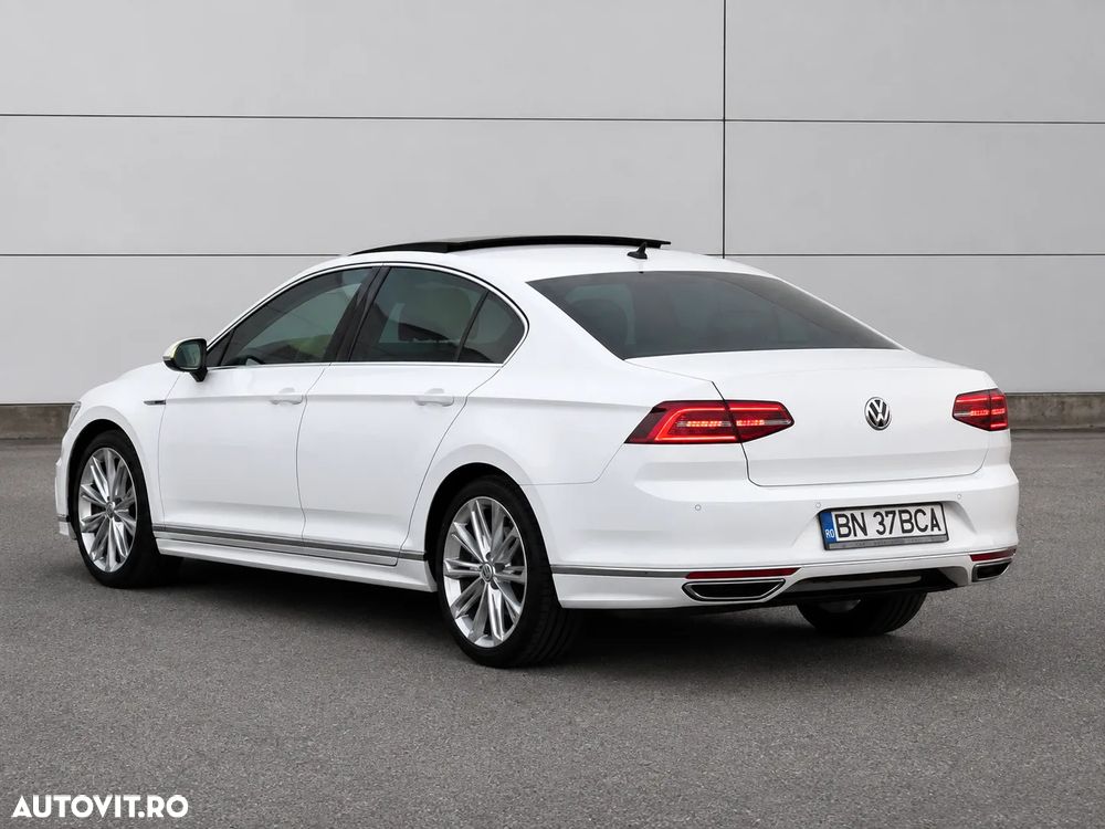 Volkswagen Passat 2.0 TDI DSG 4Motion Highline - 3