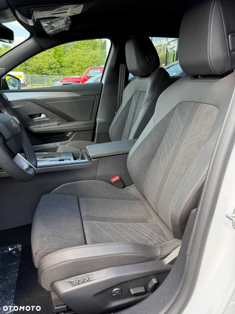 Opel Astra 1.5 CDTI GS S&S - 11