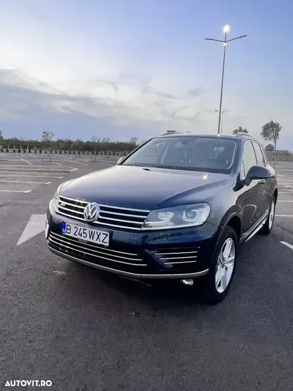 Volkswagen Touareg V6 TDI BMT Supreme Plus - 11