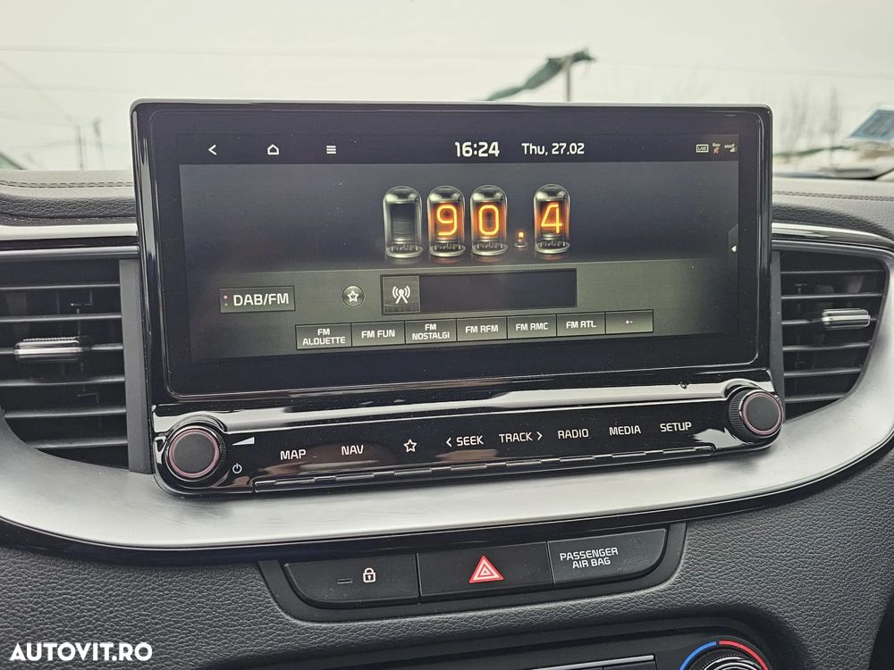 Kia Ceed SW 1.6 CRDi (48V Mild-Hybrid) DCT7 Platinum - 26