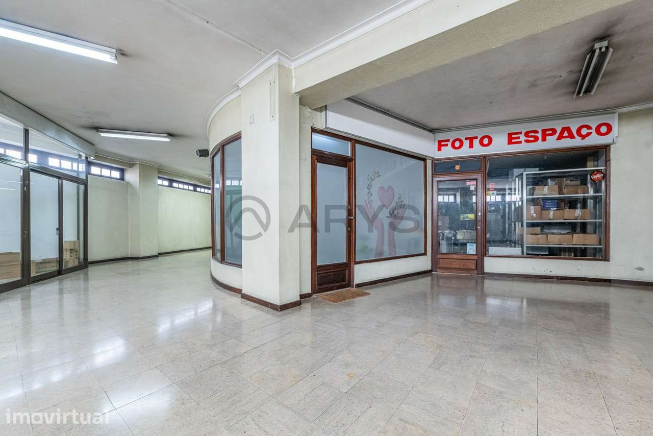 5 LOJAS NO SHOPPING SANTA CRUZ - BRAGA - Grande imagem: 5/25