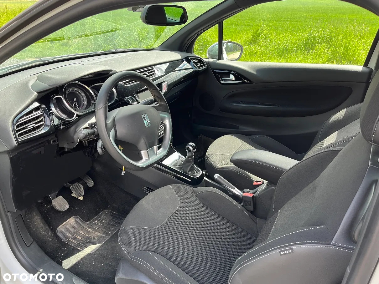 Citroën DS3 1.6 e-HDi SoChic - 9