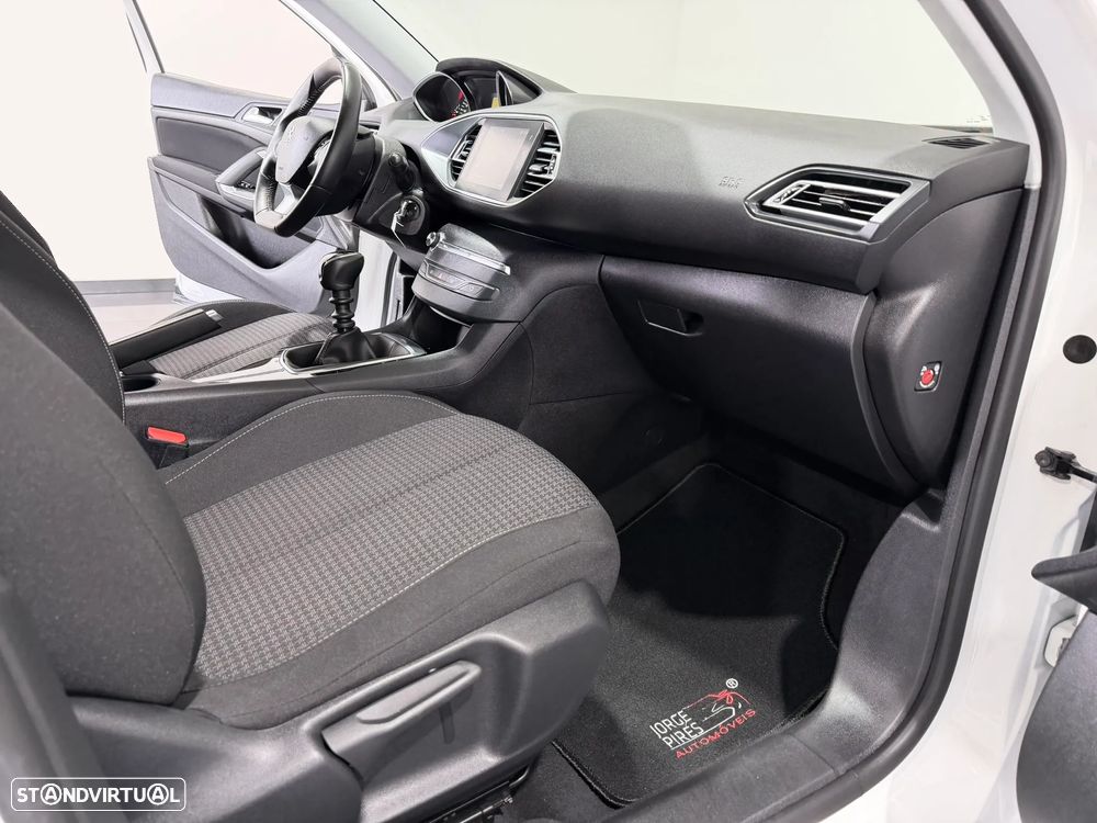 Peugeot 308 1.5 BlueHDi Style - 35