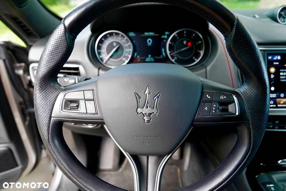 Maserati Levante - 32