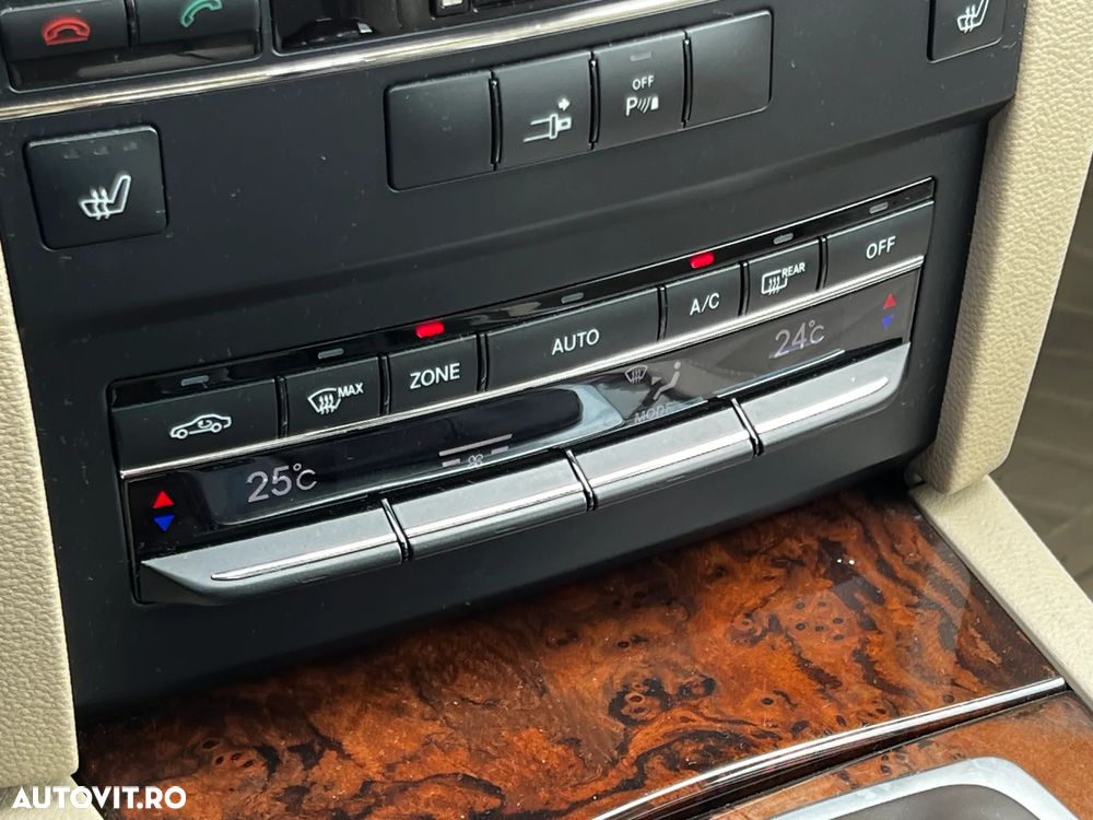 Mercedes-Benz E - 15