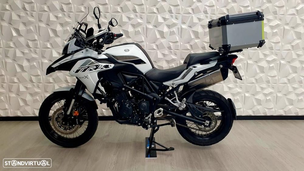 Benelli TRK 502 X TOP CASE - 1