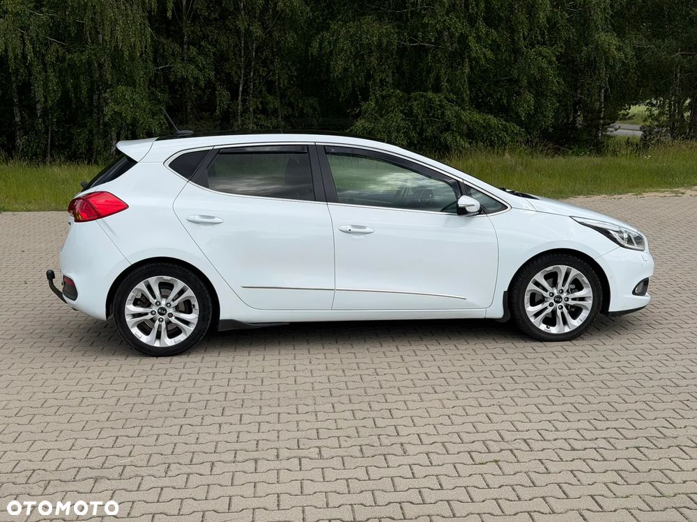 Kia Ceed 1.6 CRDi 128 Platinum Edition - 8