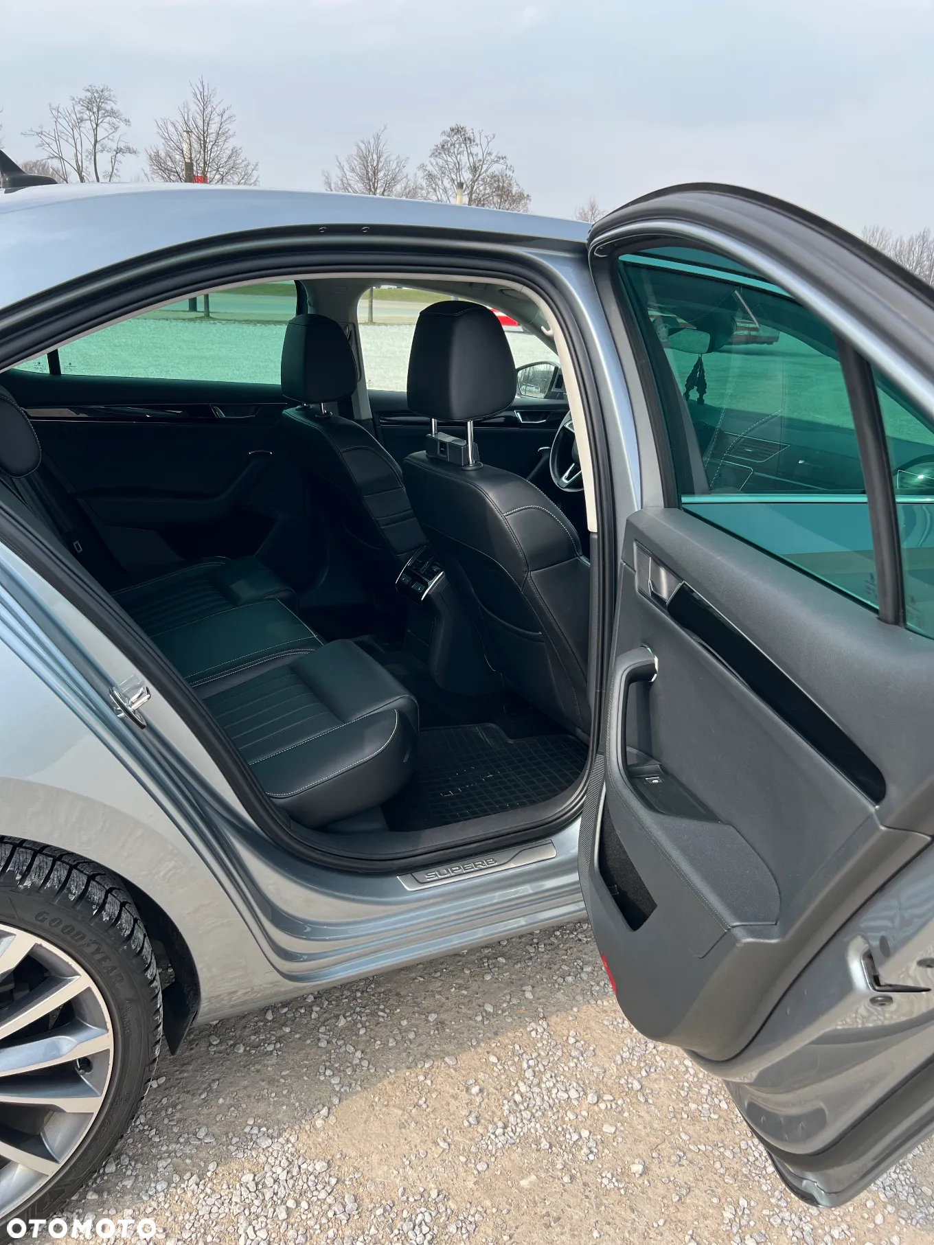 Skoda Superb 2.0 TSI 4x4 L&K DSG - 13