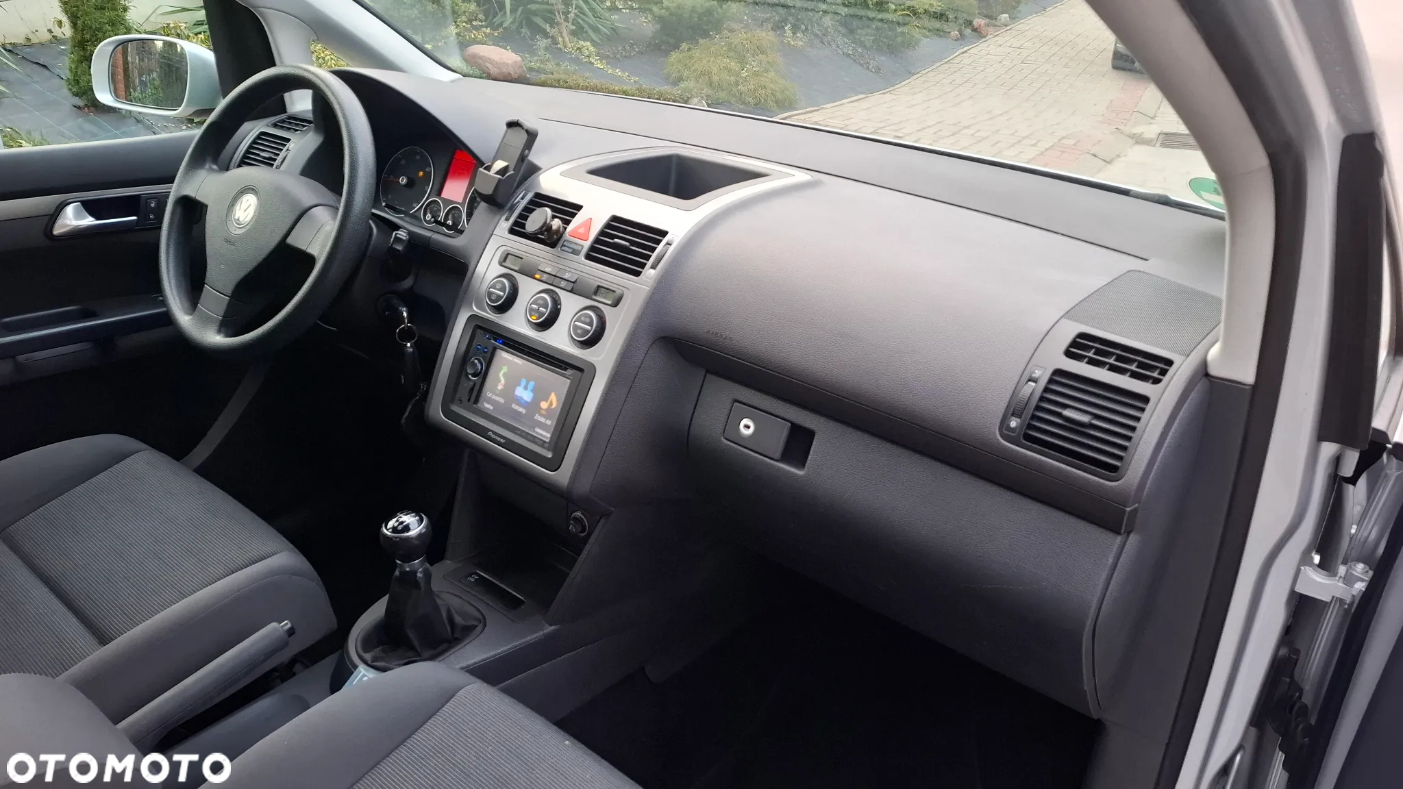 Volkswagen Touran 1.9 TDI DPF Conceptline - 13