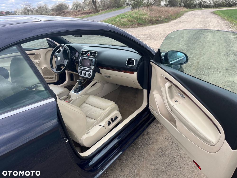Volkswagen Eos 3.2 V6 DSG Individual - 8