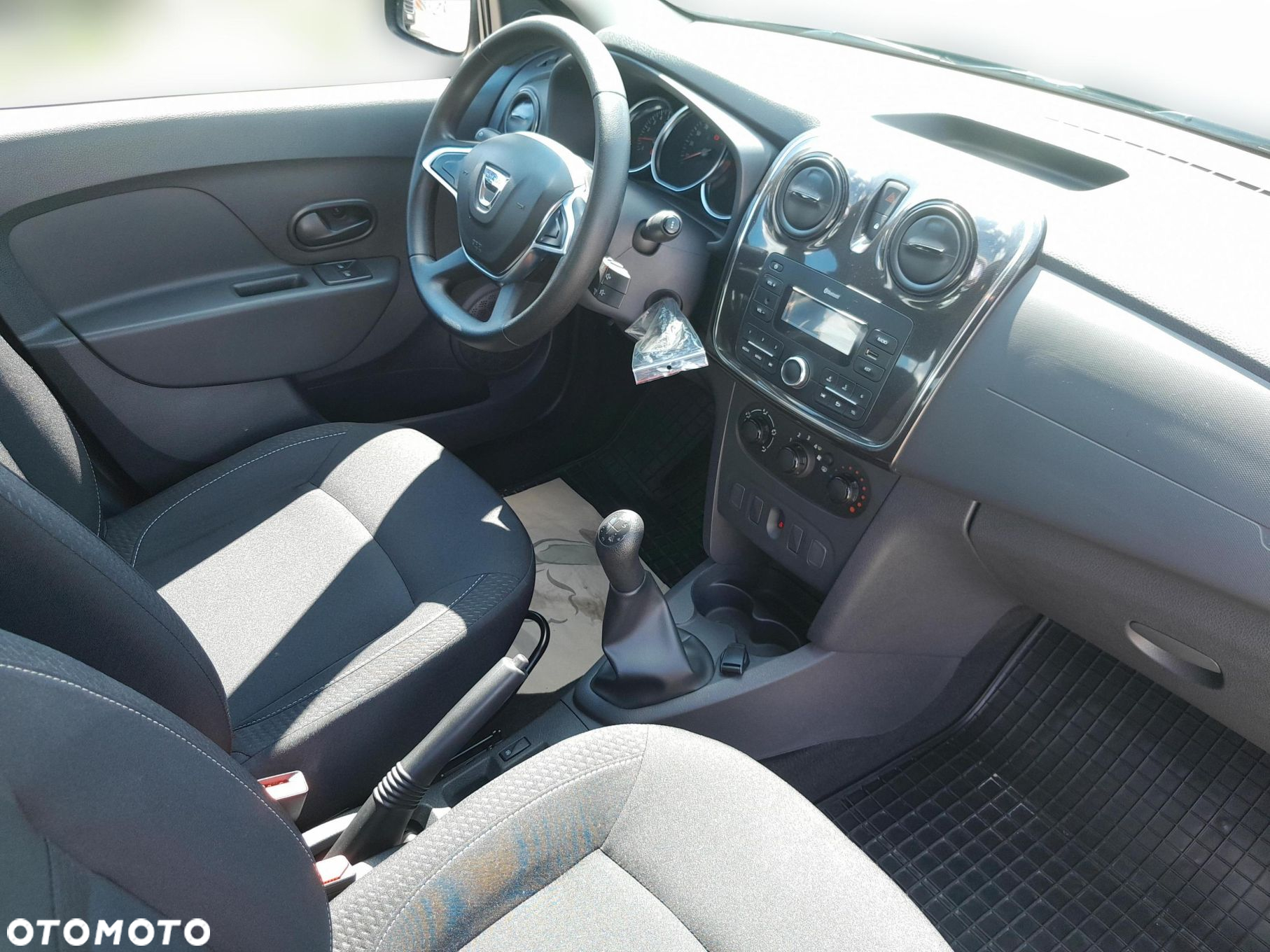 Dacia Logan 1.0 SCe Open - 19