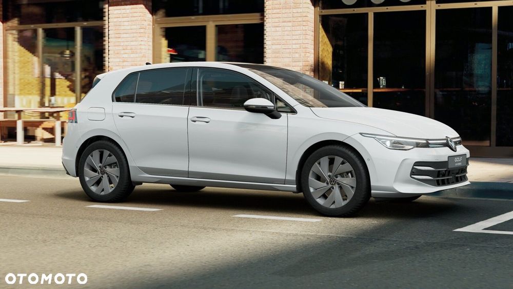 Volkswagen Golf - 6