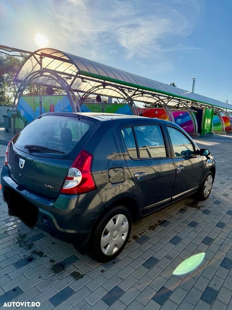 Dacia Sandero - 9