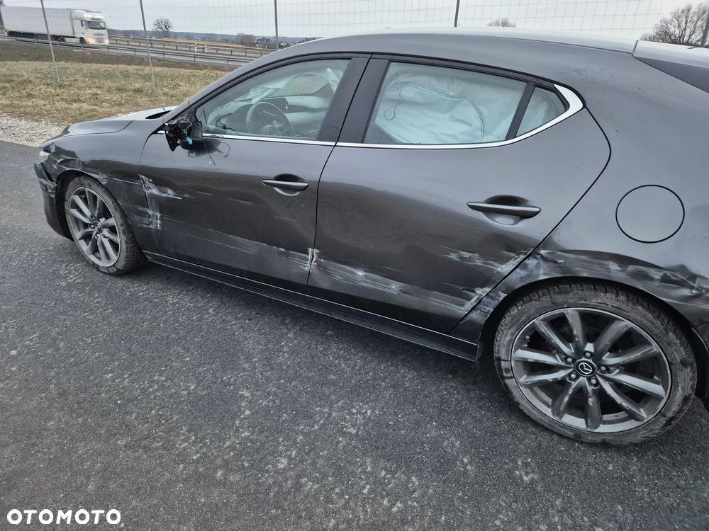 Mazda 3 - 10