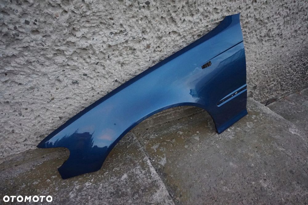 BŁOTNIK LEWY BMW E46 364 TOPASBLAU 01/05r LIFT - 1