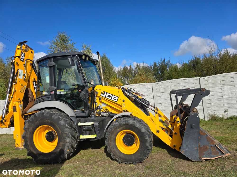 JCB - 11