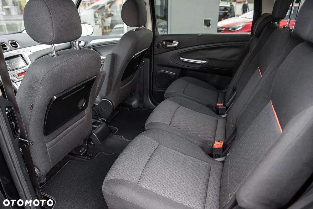 Ford Galaxy 2.0 Titanium - 24