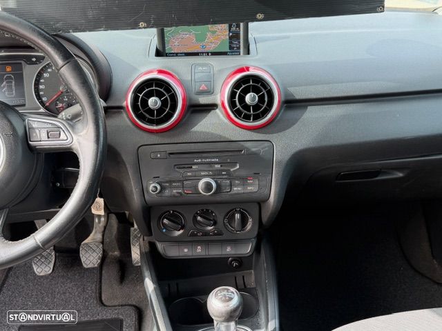 Audi A1 Sportback 1.6 TDI S-line - 19