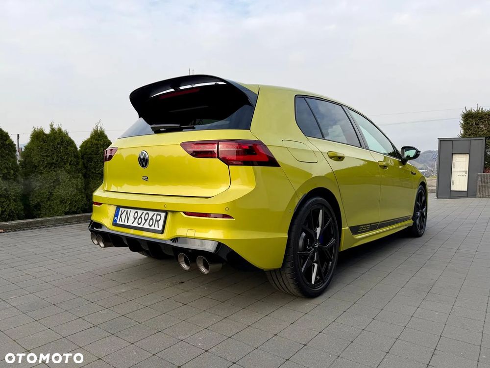 Volkswagen Golf - 1