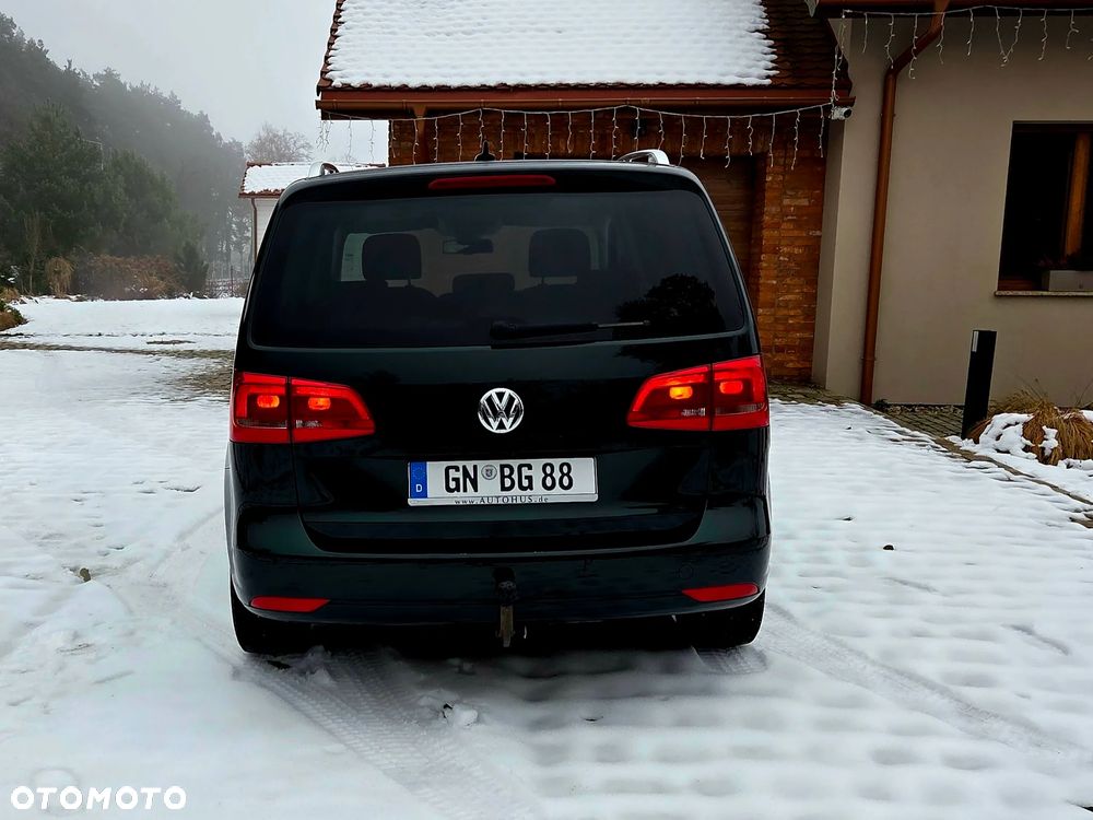 Volkswagen Touran 2.0 TDI DPF Highline DSG - 18