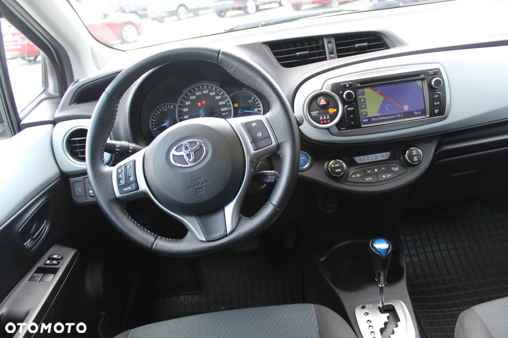 Toyota Yaris 1.5 VVT-i Style - 20