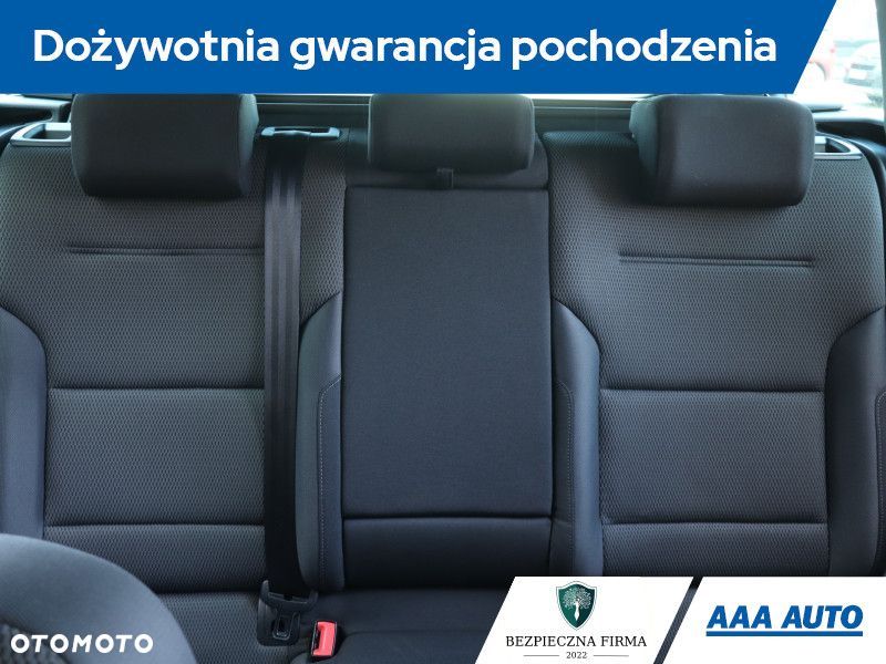 Volkswagen Golf Variant - 12