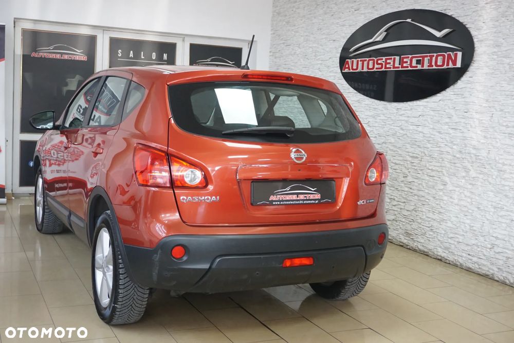 Nissan Qashqai 2.0 dCi 4 x 4 DPF I-Way - 4