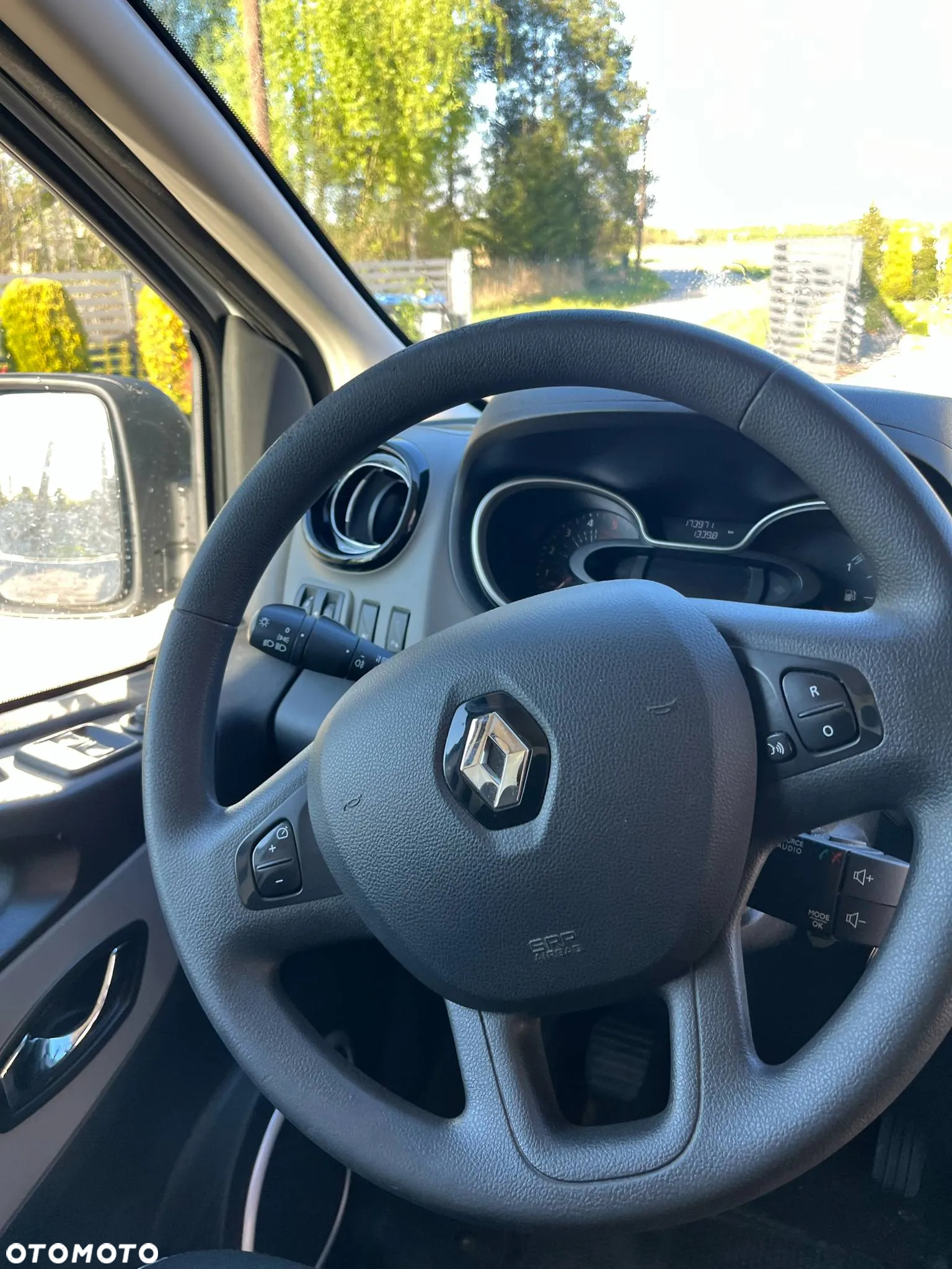 Renault Trafic - 11