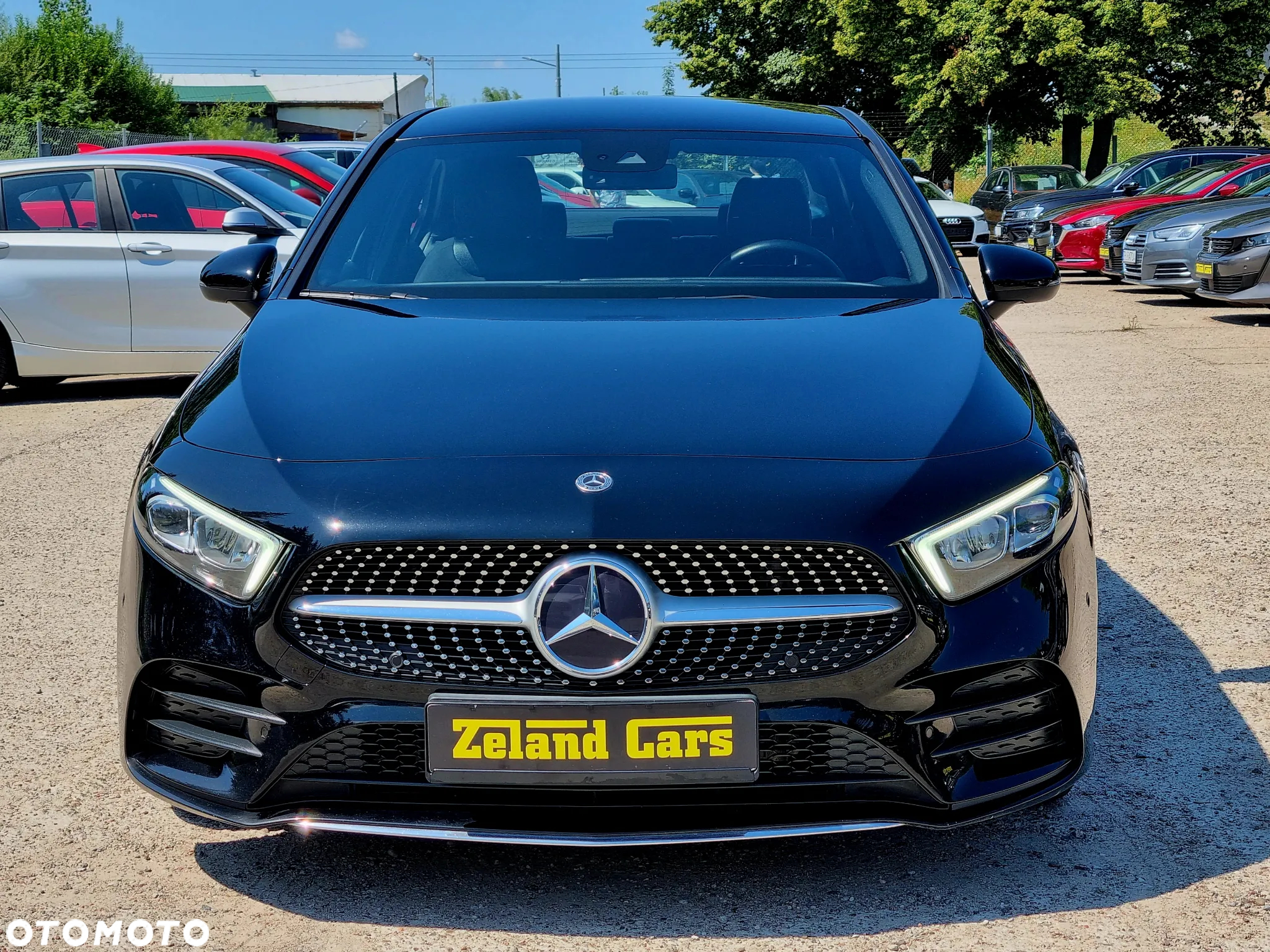 Mercedes-Benz Klasa A 200 d AMG Line 8G-DCT - 2
