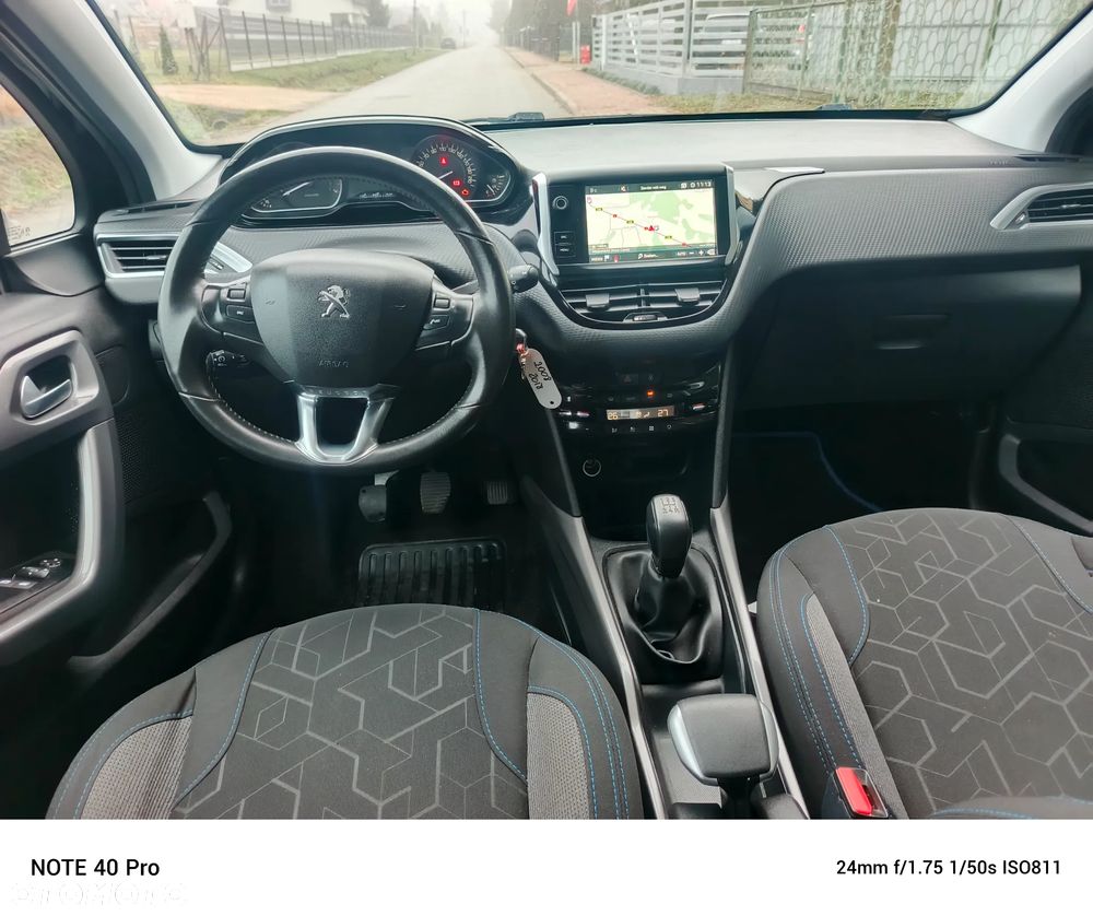 Peugeot 2008 1.2 Pure Tech Style - 23