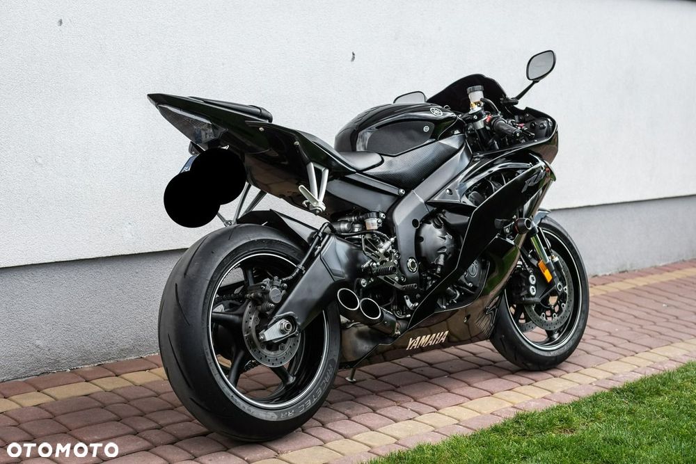 Yamaha R6 - 3