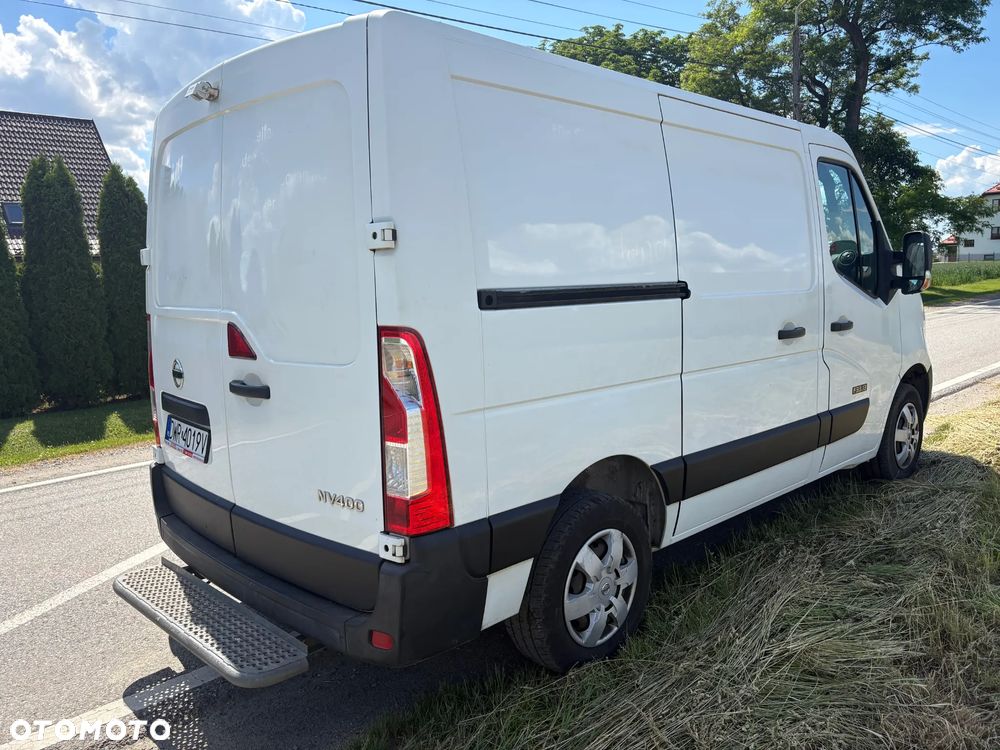 Nissan NV400 - 7