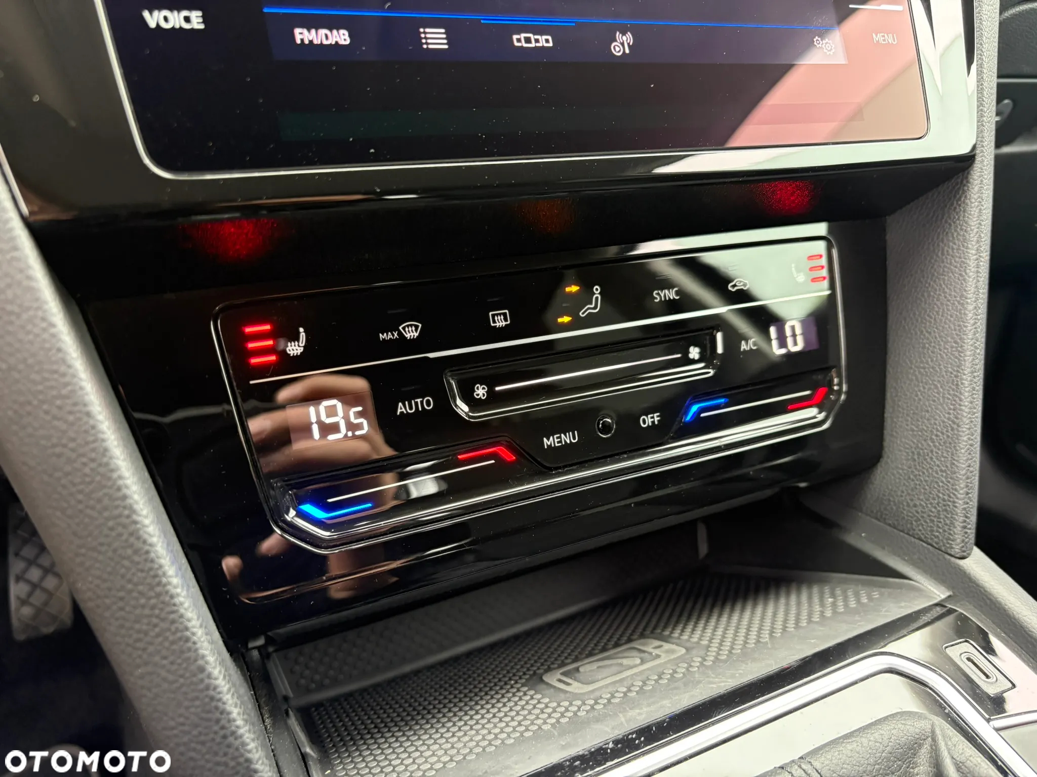 Volkswagen Passat Variant 2.0 TDI SCR DSG Conceptline - 26