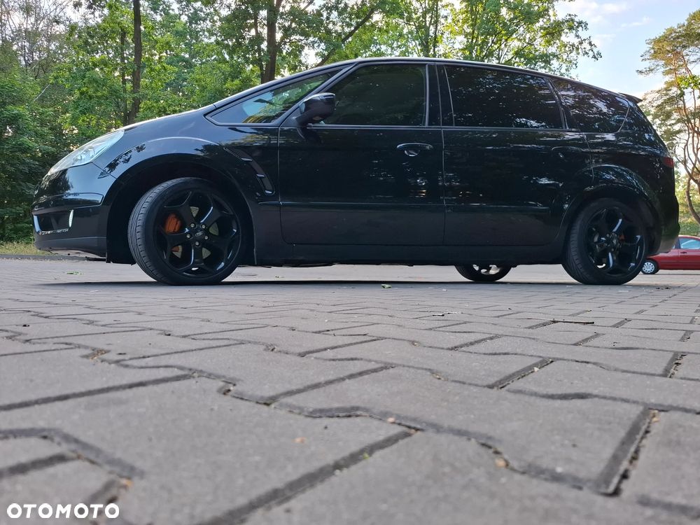 Ford S-Max - 22