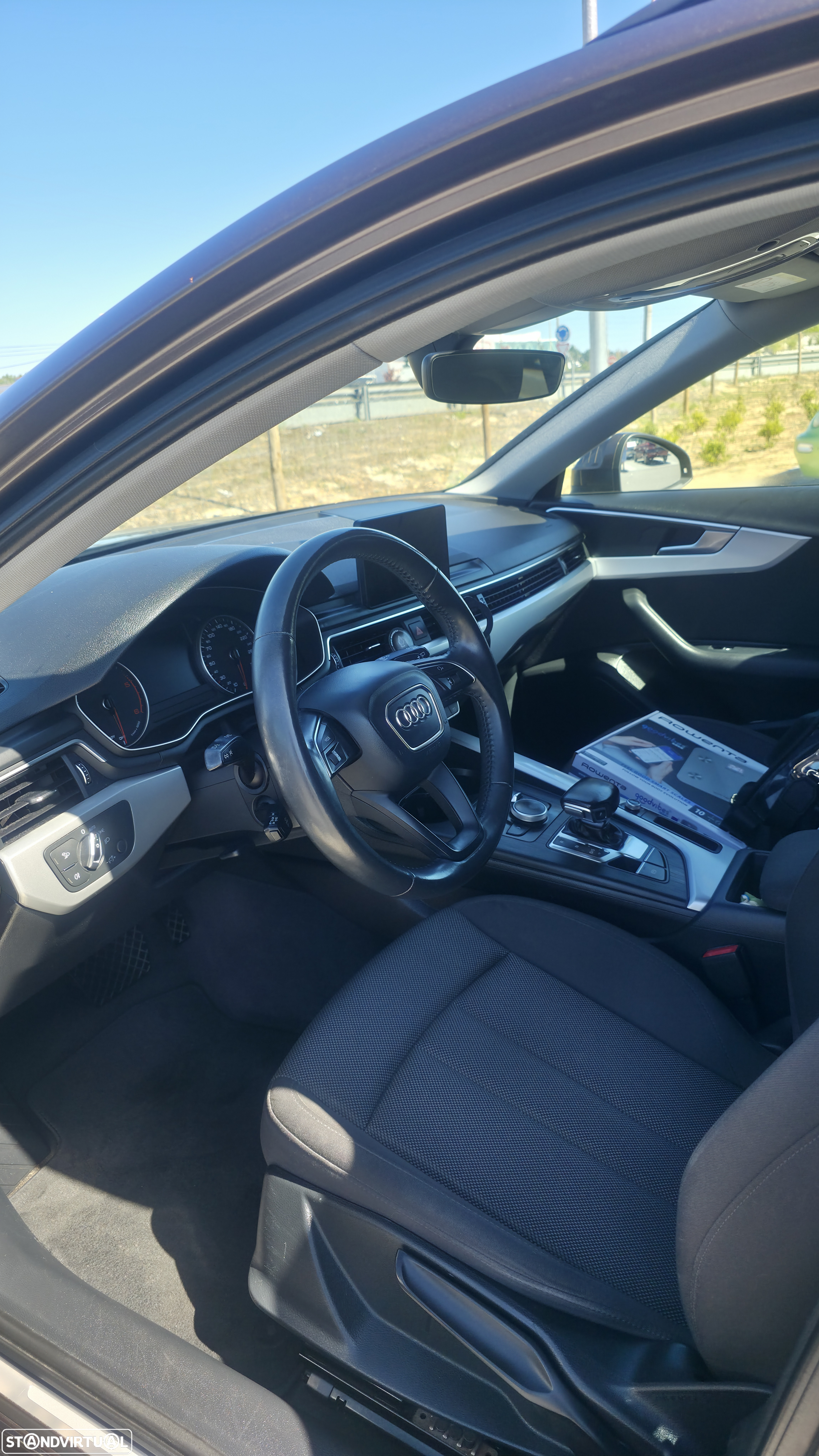 Audi A4 Avant 2.0 TDI Advance S tronic - 8
