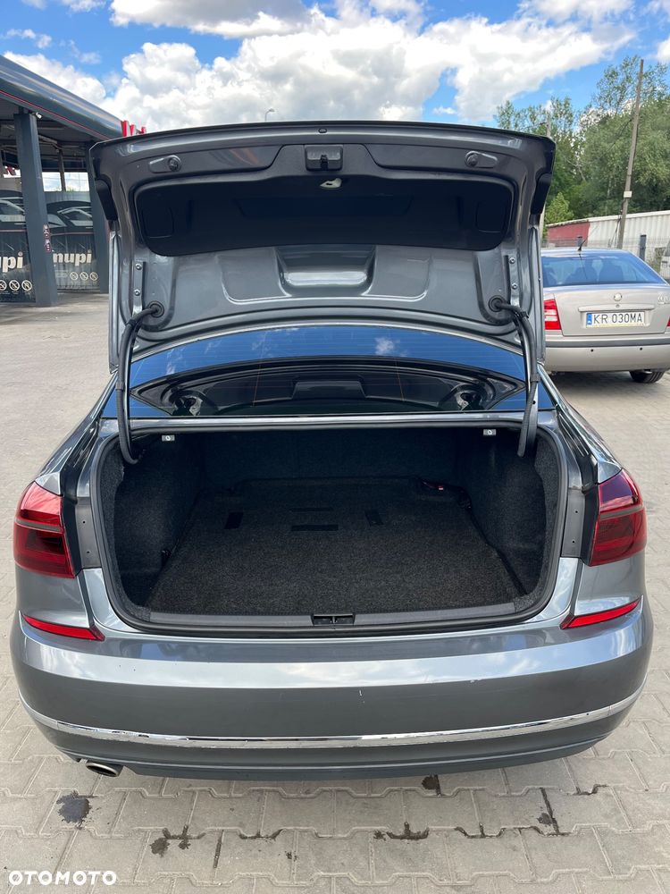Volkswagen Passat 1.8 TSI BMT Highline DSG - 11