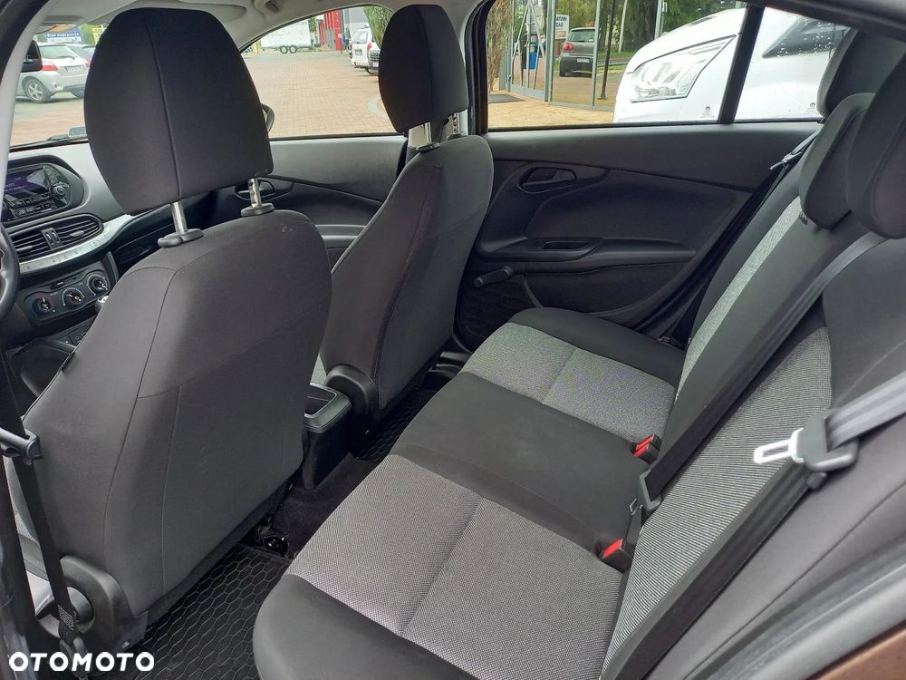 Fiat Tipo 1.4 16v Easy - 17