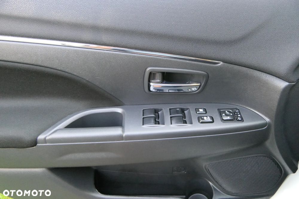 Mitsubishi ASX 2.0 2WD CVT Top - 30