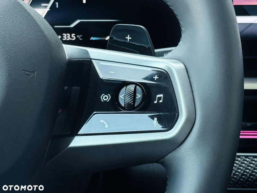 BMW Seria 5 520d - 24