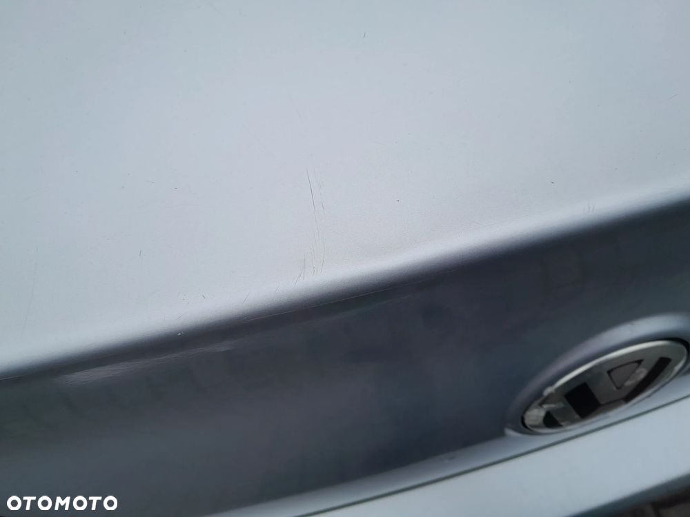 VW PASSAT B6 KLAPA TYLNA BAGAŻNIKA TYŁ SEDAN KOLOR: LA7W - 7