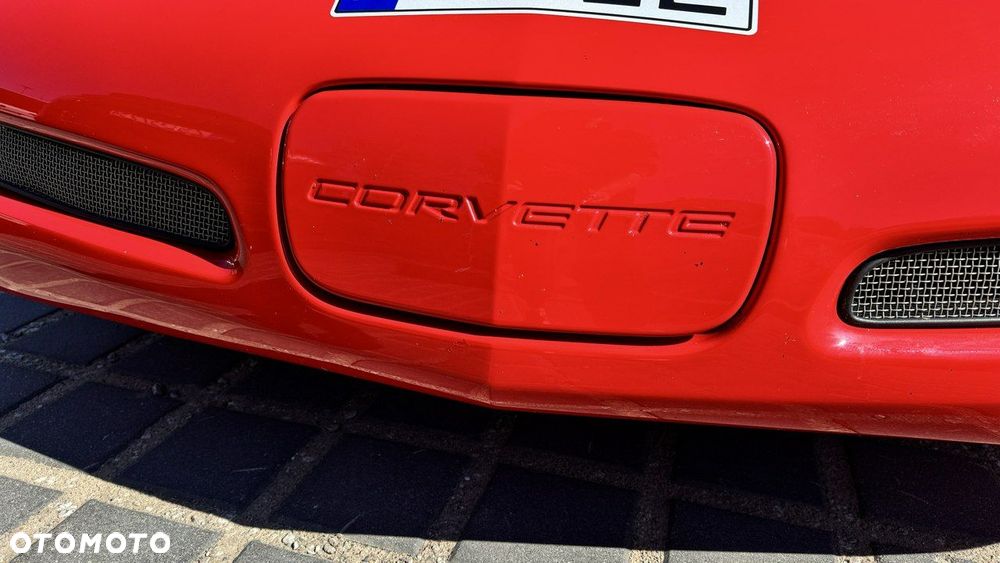 Chevrolet Corvette - 32