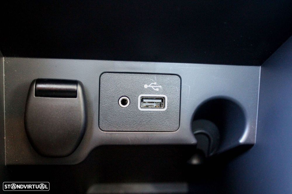 Nissan Qashqai 1.5 dCi N-Connecta - 33