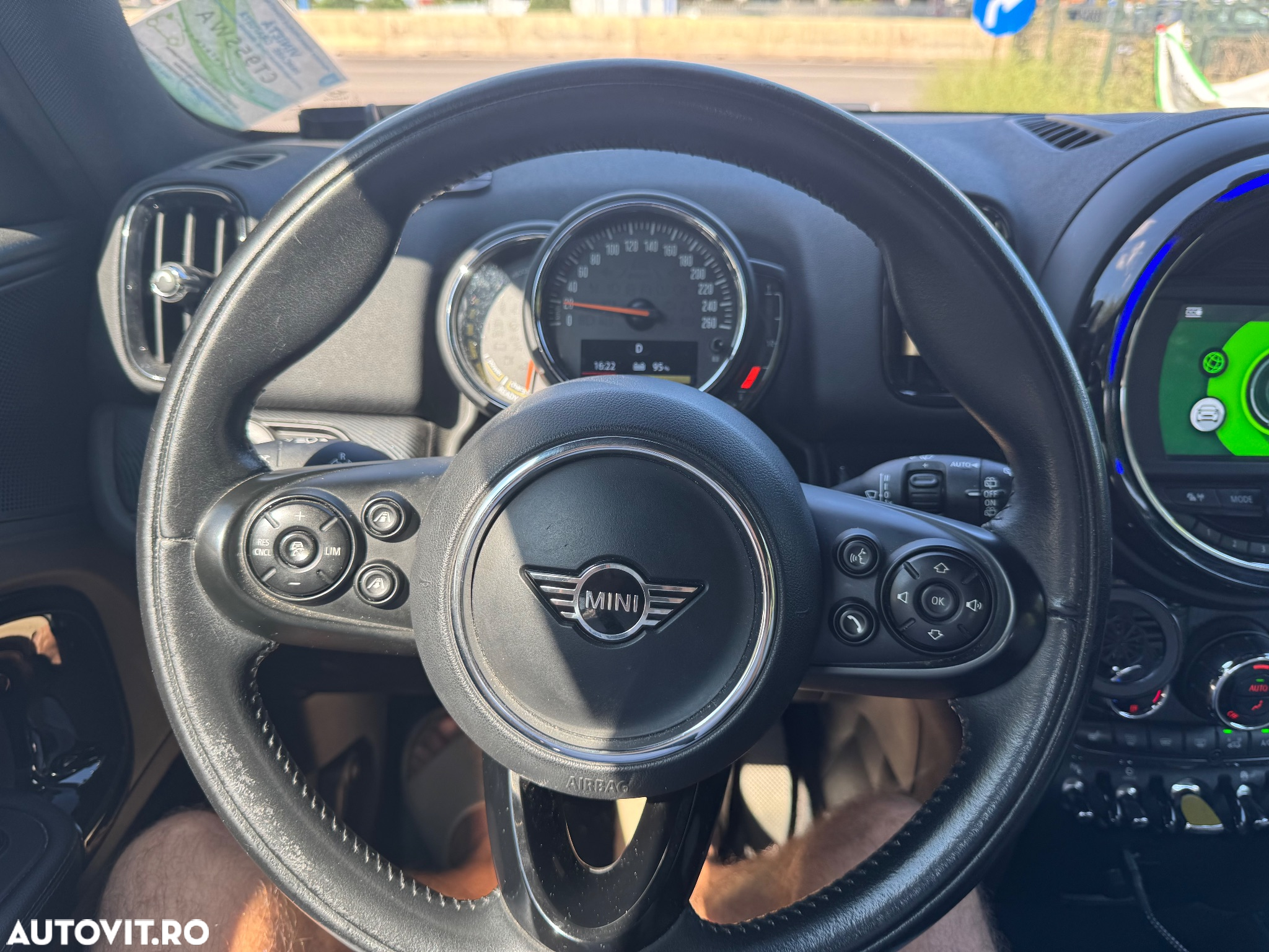 Mini Countryman Cooper S E ALL4 AT - 15