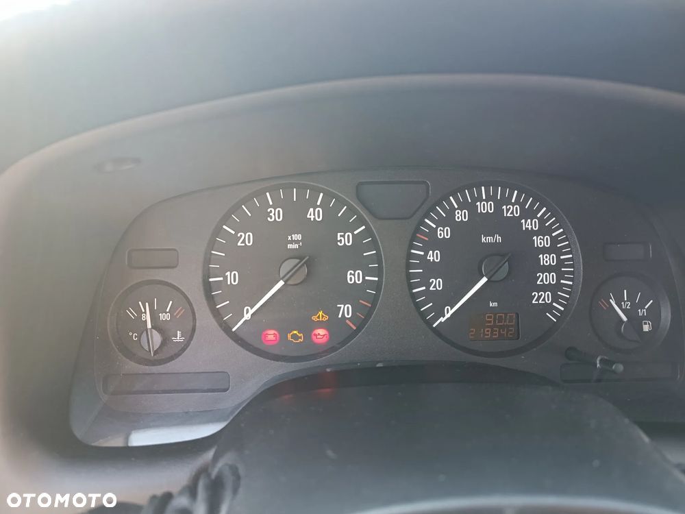 Opel Astra - 10