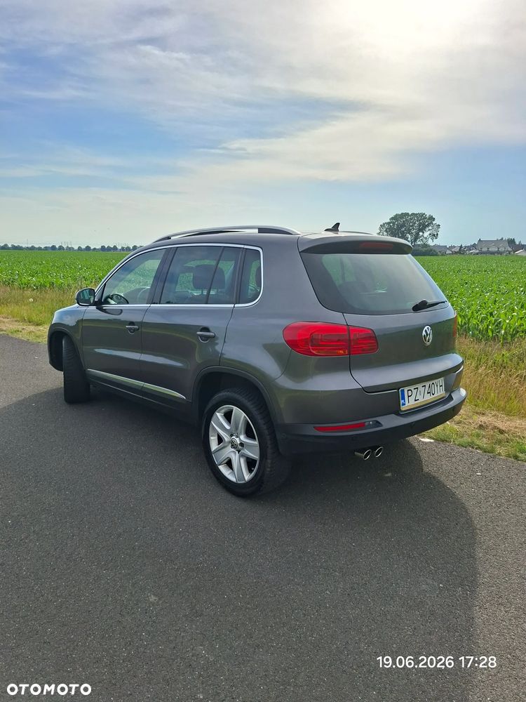 Volkswagen Tiguan 2.0 TDI DPF 4Motion BlueMotion Technology DSG Sport & Style - 13