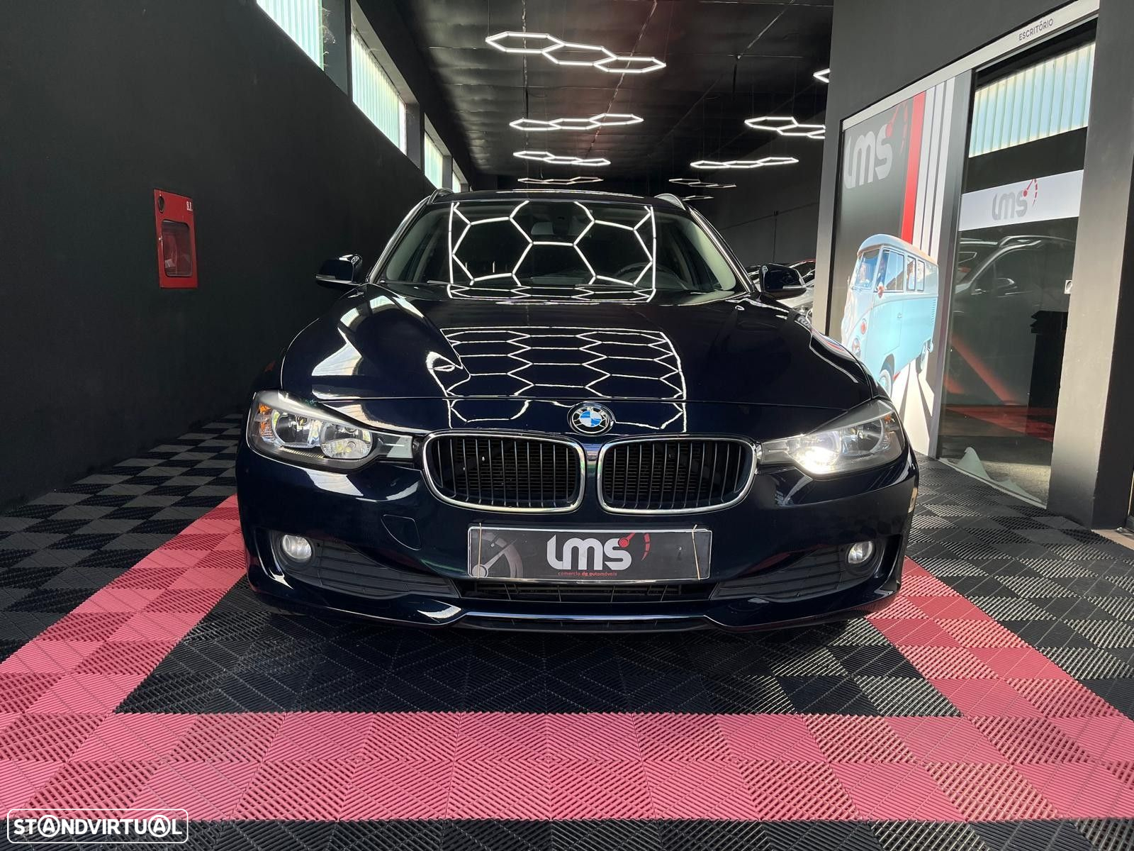 BMW 318 d Touring - 2