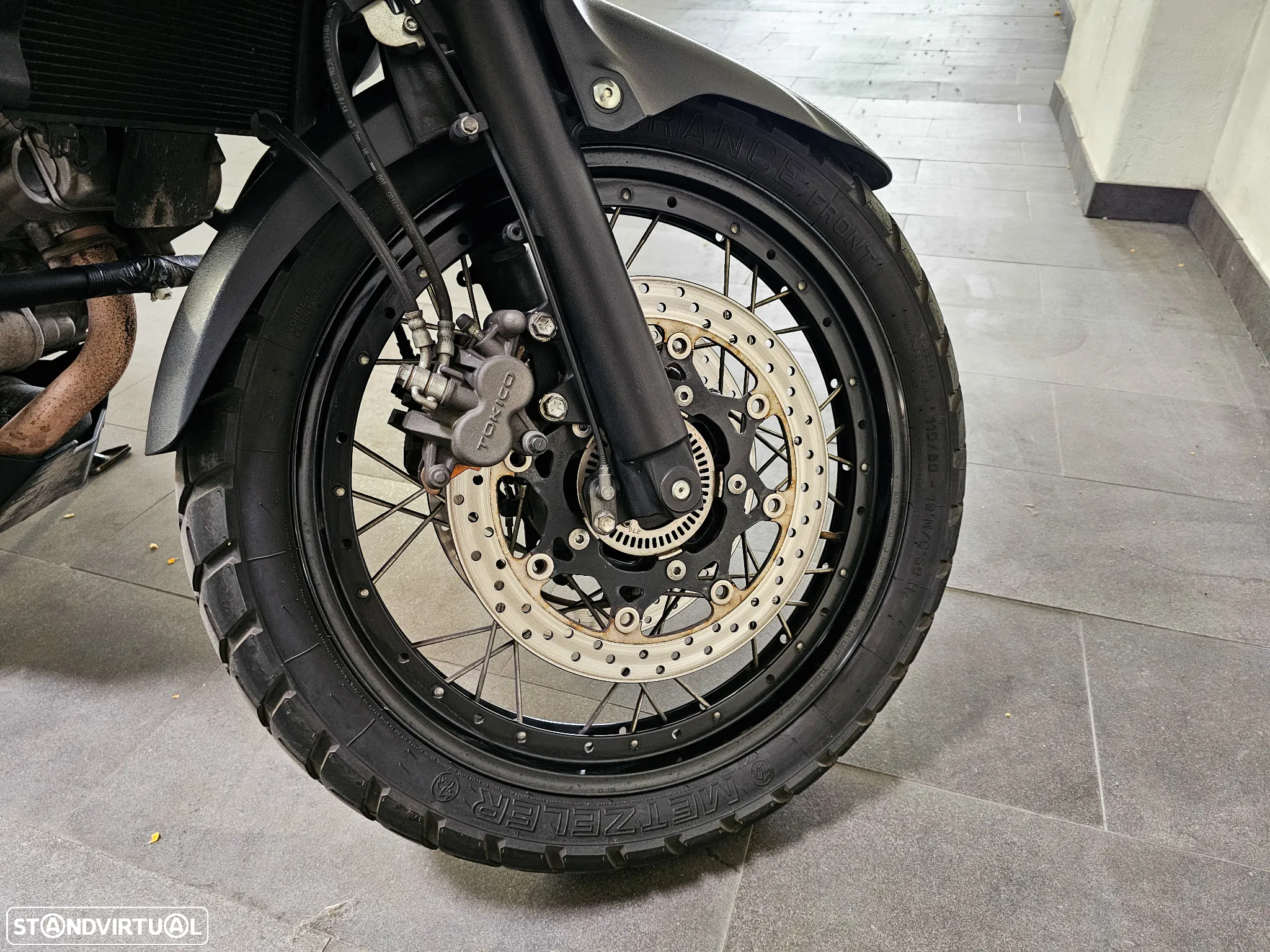Suzuki DL V-Strom 650 - 22