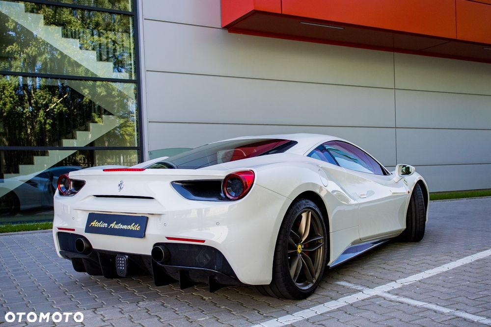 Ferrari 488 - 13