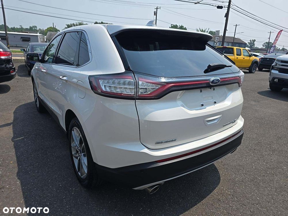 Ford Edge - 3